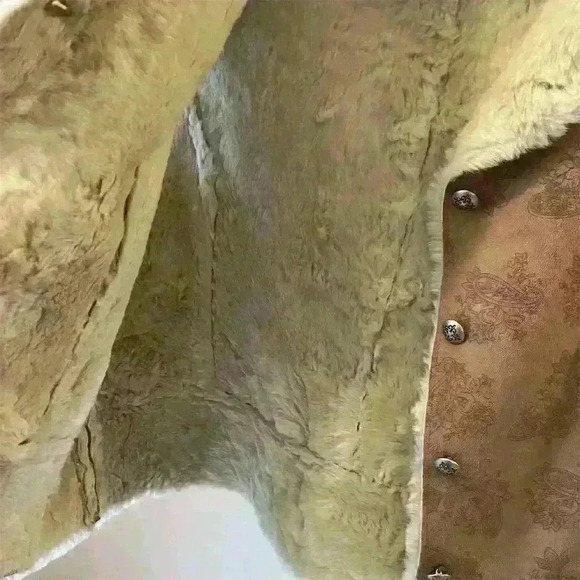 Cozy Vintage County Clothing Women's Brown/Cream Vest L Faux Shearling Fur - Picture 9 of 9